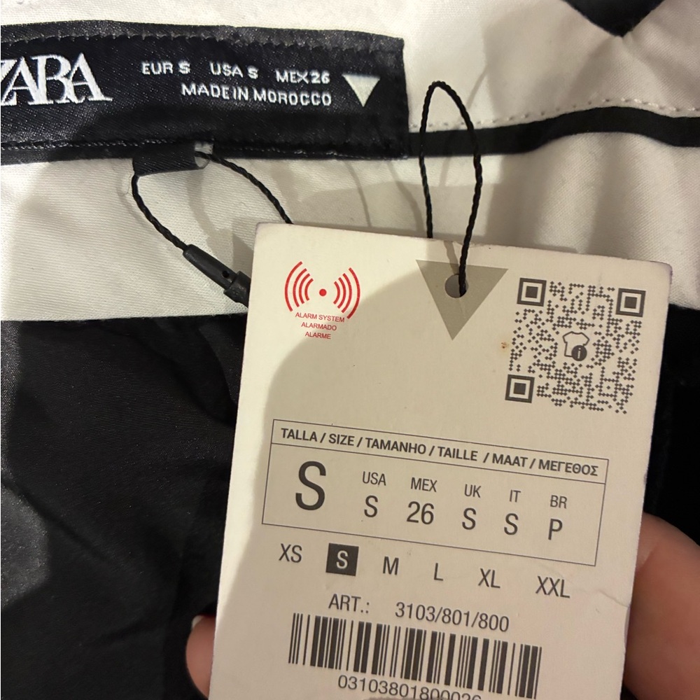 Zara Pleated Black Pants Size S NWT - Picture 4 of 4
